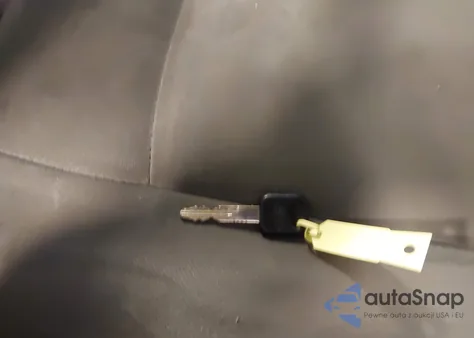 2010 Ford E-250 Commercial/Recreational из США, поврежденный, VIN 1FTNE2ELXADA92282